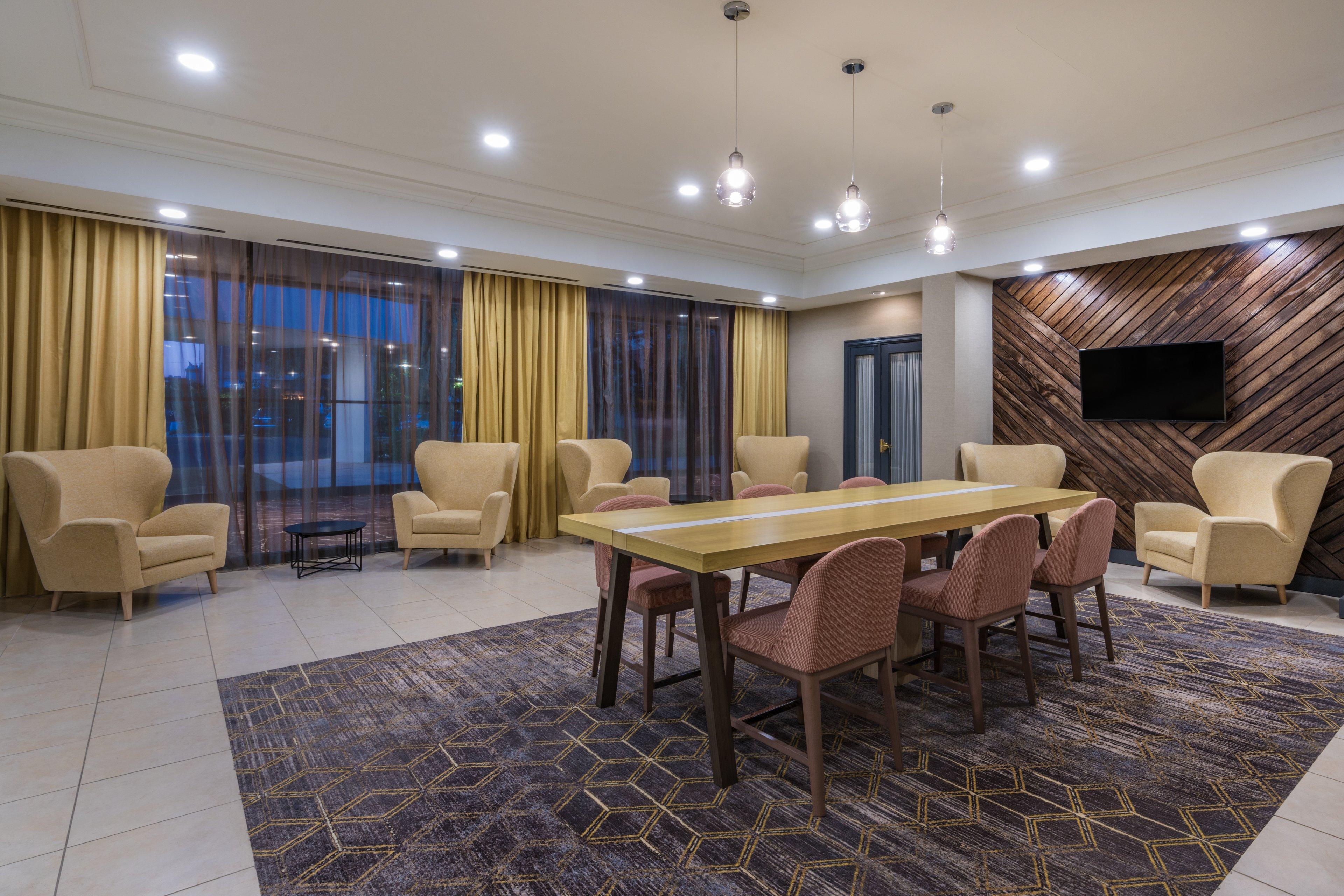 Holiday Inn & Suites Pittsfield-Berkshires By Ihg Екстер'єр фото