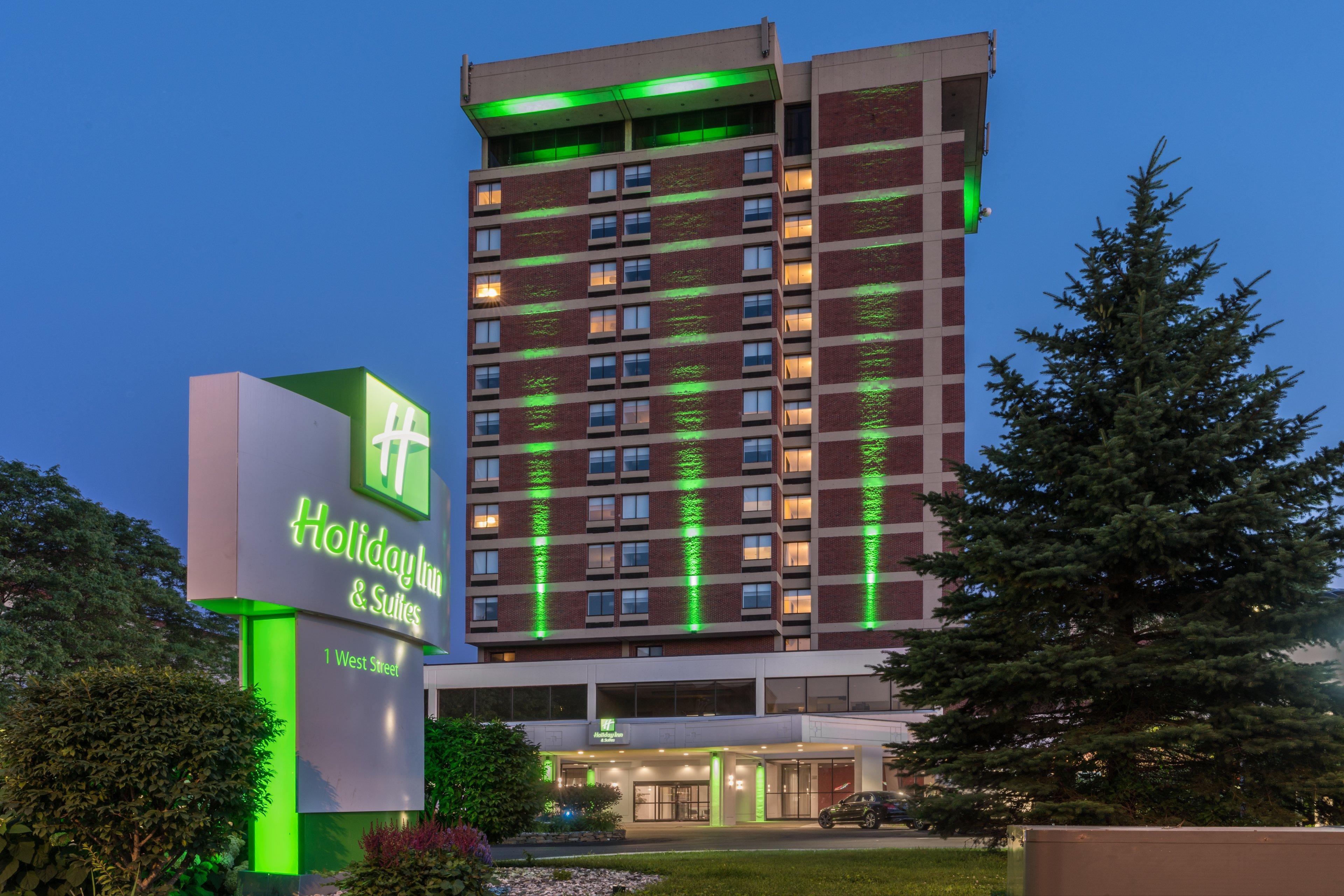 Holiday Inn & Suites Pittsfield-Berkshires, An Ihg Hotel Екстер'єр фото