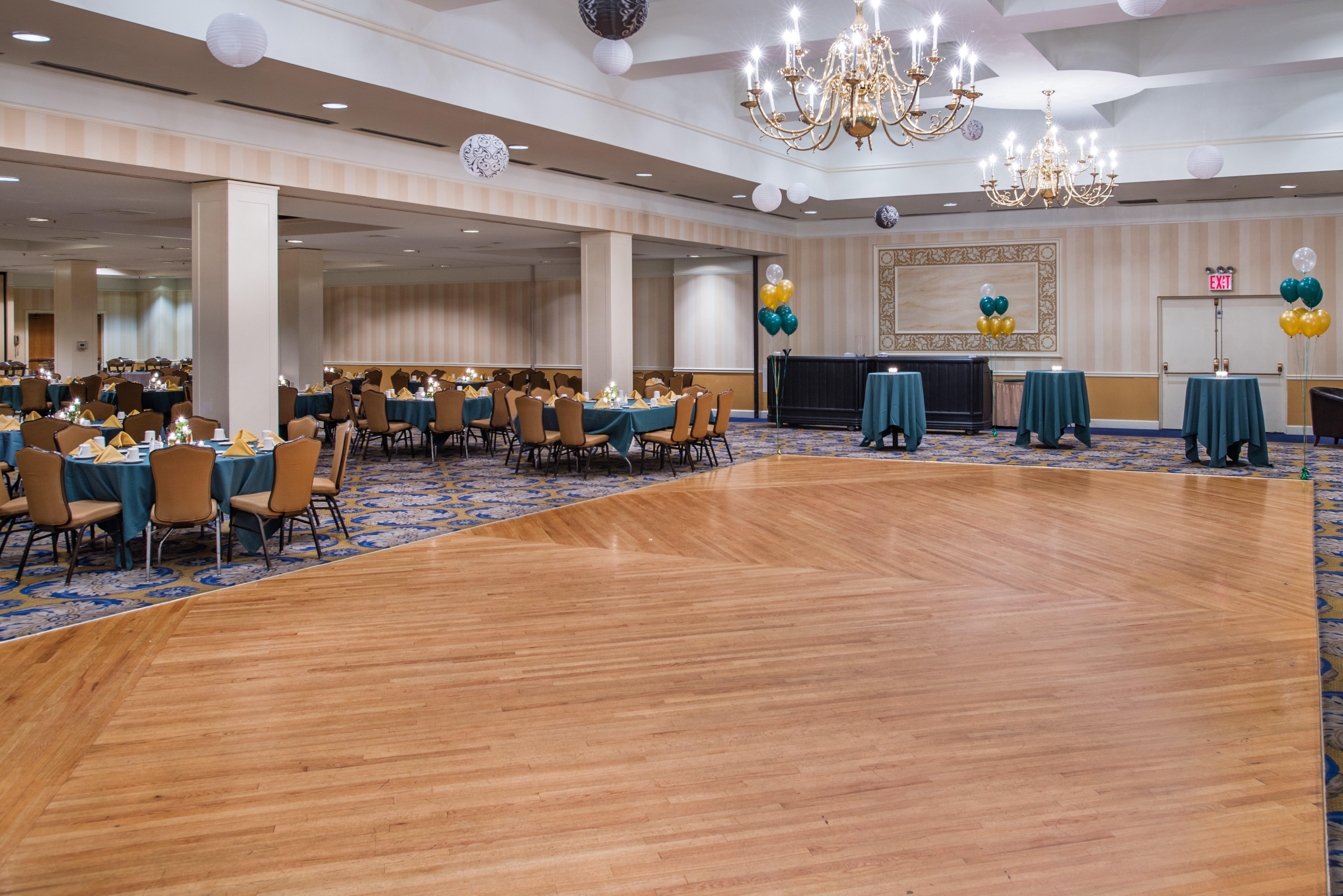 Holiday Inn & Suites Pittsfield-Berkshires By Ihg Екстер'єр фото